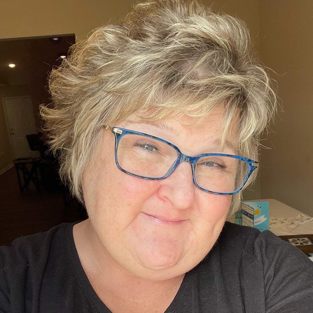 Meet your Posher, Wendy